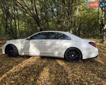 Белый Мерседес С Класс, объемом двигателя 5.46 л и пробегом 59 тыс. км за 91000 $, фото 2 на Automoto.ua