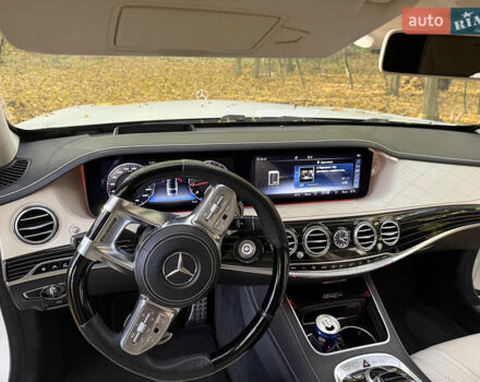 Белый Мерседес С Класс, объемом двигателя 5.46 л и пробегом 59 тыс. км за 91000 $, фото 30 на Automoto.ua