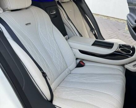 Белый Мерседес С Класс, объемом двигателя 4 л и пробегом 55 тыс. км за 79500 $, фото 27 на Automoto.ua