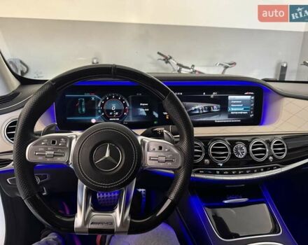 Белый Мерседес С Класс, объемом двигателя 4 л и пробегом 55 тыс. км за 79500 $, фото 35 на Automoto.ua