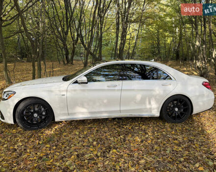 Белый Мерседес С Класс, объемом двигателя 5.46 л и пробегом 59 тыс. км за 91000 $, фото 26 на Automoto.ua