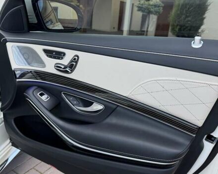 Белый Мерседес С Класс, объемом двигателя 4 л и пробегом 55 тыс. км за 79500 $, фото 30 на Automoto.ua