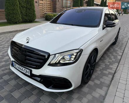 Білий Мерседес С Клас, об'ємом двигуна 3.98 л та пробігом 75 тис. км за 53000 $, фото 4 на Automoto.ua