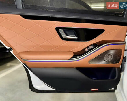 Мерседес С Клас 2021 у Києві на Automoto.ua Білий Мерседес С Клас, об'ємом двигуна 3.98 л та пробігом 29 тис. км за 91000 $, фото 28 на Automoto.ua