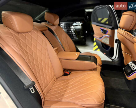 Мерседес С Клас 2021 у Києві на Automoto.ua Білий Мерседес С Клас, об'ємом двигуна 3.98 л та пробігом 29 тис. км за 91000 $, фото 31 на Automoto.ua