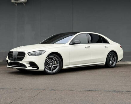 Белый Мерседес С Класс, объемом двигателя 4 л и пробегом 140 тыс. км за 100000 $, фото 15 на Automoto.ua