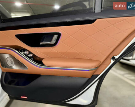 Мерседес С Клас 2021 у Києві на Automoto.ua Білий Мерседес С Клас, об'ємом двигуна 3.98 л та пробігом 29 тис. км за 91000 $, фото 35 на Automoto.ua