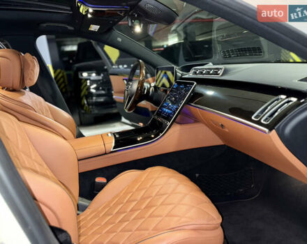 Мерседес С Клас 2021 у Києві на Automoto.ua Білий Мерседес С Клас, об'ємом двигуна 3.98 л та пробігом 29 тис. км за 91000 $, фото 37 на Automoto.ua