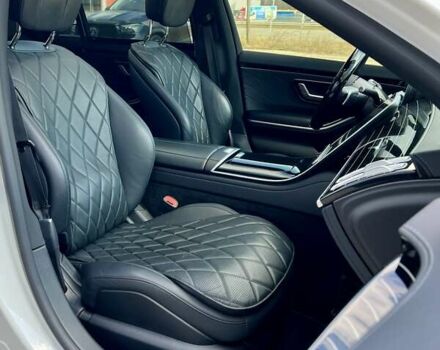 Белый Мерседес С Класс, объемом двигателя 3.98 л и пробегом 42 тыс. км за 102900 $, фото 51 на Automoto.ua