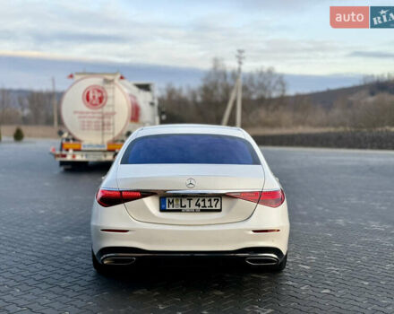 Белый Мерседес С Класс, объемом двигателя 4 л и пробегом 76 тыс. км за 90000 $, фото 5 на Automoto.ua