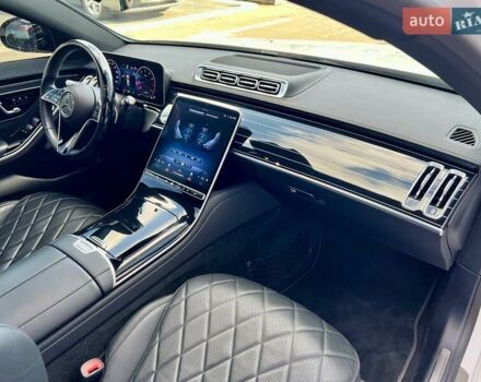 Білий Мерседес С Клас, об'ємом двигуна 3.98 л та пробігом 42 тис. км за 96999 $, фото 49 на Automoto.ua