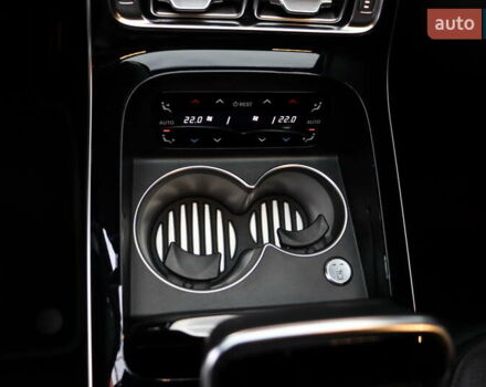 Мерседес С Клас 2021 у Львові на Automoto.ua Білий Мерседес С Клас, об'ємом двигуна 3 л та пробігом 54 тис. км за 118900 $, фото 47 на Automoto.ua