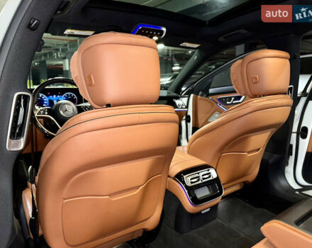 Мерседес С Клас 2021 у Києві на Automoto.ua Білий Мерседес С Клас, об'ємом двигуна 3.98 л та пробігом 29 тис. км за 91000 $, фото 26 на Automoto.ua