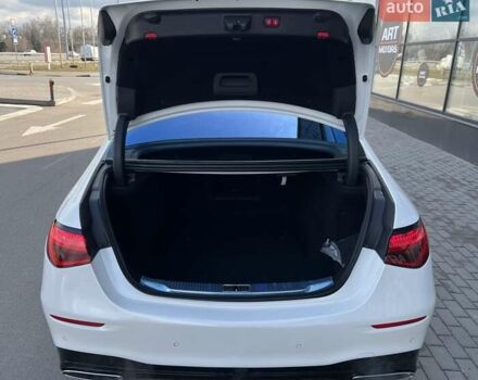 Білий Мерседес С Клас, об'ємом двигуна 3.98 л та пробігом 42 тис. км за 96999 $, фото 14 на Automoto.ua