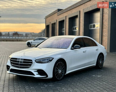 Белый Мерседес С Класс, объемом двигателя 4 л и пробегом 76 тыс. км за 90000 $, фото 2 на Automoto.ua