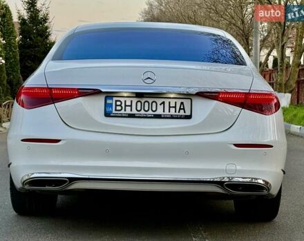 Білий Мерседес С Клас, об'ємом двигуна 3 л та пробігом 36 тис. км за 127000 $, фото 2 на Automoto.ua