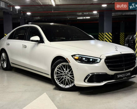Мерседес С Клас 2021 у Києві на Automoto.ua Білий Мерседес С Клас, об'ємом двигуна 3.98 л та пробігом 29 тис. км за 91000 $, фото 3 на Automoto.ua
