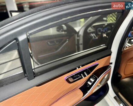 Мерседес С Клас 2021 у Києві на Automoto.ua Білий Мерседес С Клас, об'ємом двигуна 3.98 л та пробігом 29 тис. км за 91000 $, фото 29 на Automoto.ua