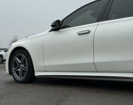 Белый Мерседес С Класс, объемом двигателя 4 л и пробегом 140 тыс. км за 100000 $, фото 14 на Automoto.ua