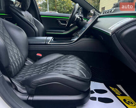 Белый Мерседес С Класс, объемом двигателя 2.93 л и пробегом 145 тыс. км за 97000 $, фото 7 на Automoto.ua