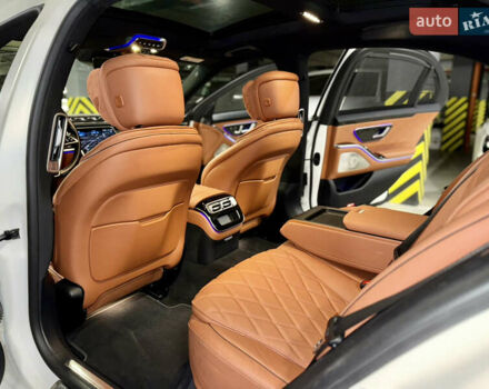 Мерседес С Клас 2021 у Києві на Automoto.ua Білий Мерседес С Клас, об'ємом двигуна 3.98 л та пробігом 29 тис. км за 91000 $, фото 25 на Automoto.ua