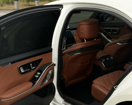 Белый Мерседес С Класс, объемом двигателя 3 л и пробегом 77 тыс. км за 113000 $, фото 15 на Automoto.ua