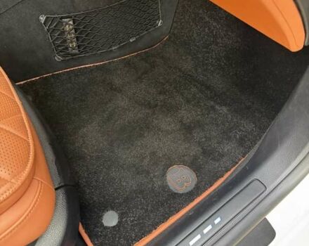 Білий Мерседес С Клас, об'ємом двигуна 3.98 л та пробігом 80 тис. км за 149999 $, фото 37 на Automoto.ua