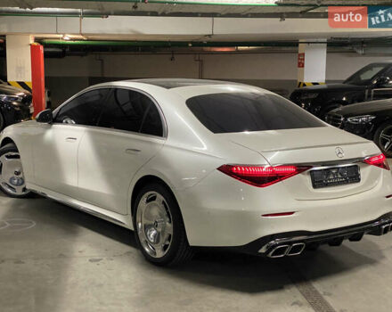 Білий Мерседес С Клас, об'ємом двигуна 3.98 л та пробігом 6 тис. км за 178000 $, фото 4 на Automoto.ua