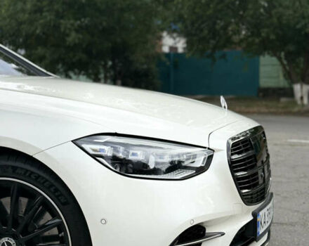 Белый Мерседес С Класс, объемом двигателя 3 л и пробегом 77 тыс. км за 113000 $, фото 3 на Automoto.ua