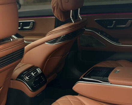 Белый Мерседес С Класс, объемом двигателя 3 л и пробегом 77 тыс. км за 113000 $, фото 16 на Automoto.ua