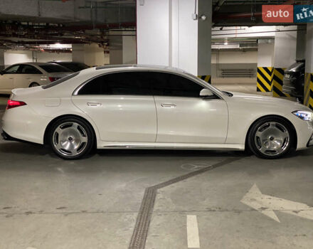 Білий Мерседес С Клас, об'ємом двигуна 3.98 л та пробігом 6 тис. км за 178000 $, фото 7 на Automoto.ua