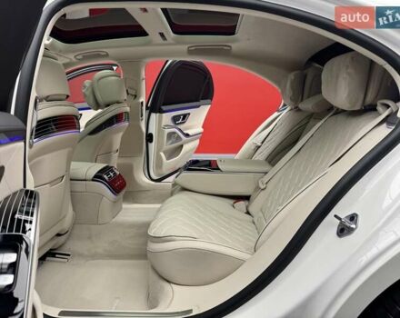 Білий Мерседес С Клас, об'ємом двигуна 3 л та пробігом 2 тис. км за 157700 $, фото 45 на Automoto.ua