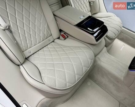 Білий Мерседес С Клас, об'ємом двигуна 3 л та пробігом 2 тис. км за 157700 $, фото 54 на Automoto.ua