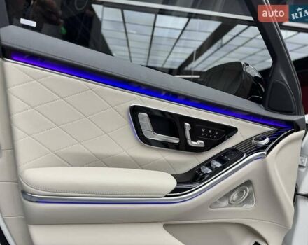 Білий Мерседес С Клас, об'ємом двигуна 3 л та пробігом 2 тис. км за 157700 $, фото 29 на Automoto.ua