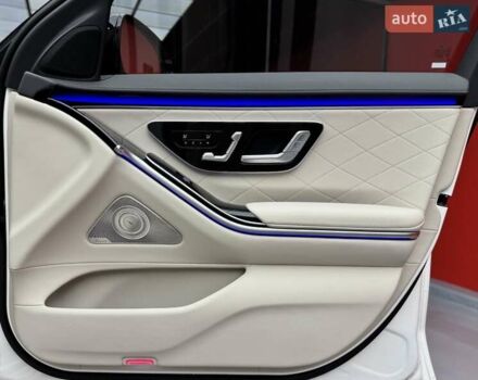 Білий Мерседес С Клас, об'ємом двигуна 3 л та пробігом 2 тис. км за 157700 $, фото 60 на Automoto.ua