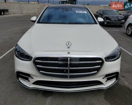 Білий Мерседес С Клас, об'ємом двигуна 4 л та пробігом 26 тис. км за 52300 $, фото 4 на Automoto.ua