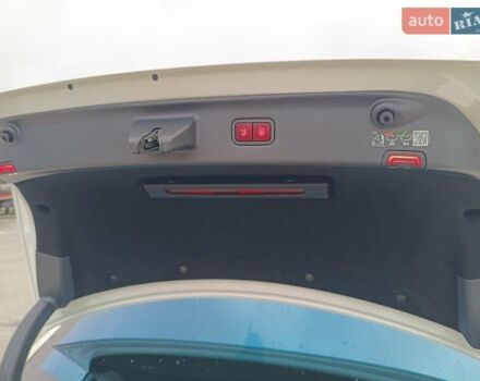 Белый Мерседес С Класс, объемом двигателя 2.93 л и пробегом 48 тыс. км за 155000 $, фото 37 на Automoto.ua