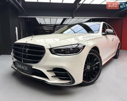 Білий Мерседес С Клас, об'ємом двигуна 3 л та пробігом 2 тис. км за 157700 $, фото 3 на Automoto.ua