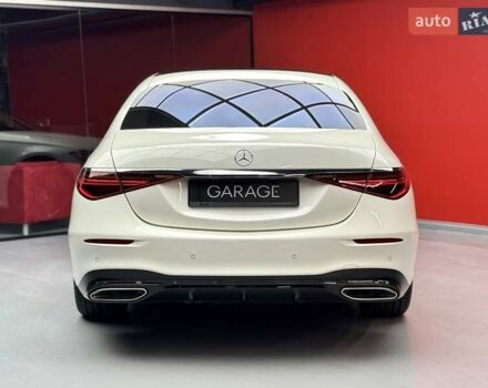 Білий Мерседес С Клас, об'ємом двигуна 3 л та пробігом 2 тис. км за 157700 $, фото 14 на Automoto.ua