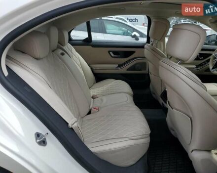 Білий Мерседес С Клас, об'ємом двигуна 4 л та пробігом 26 тис. км за 52300 $, фото 9 на Automoto.ua