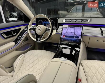 Білий Мерседес С Клас, об'ємом двигуна 3 л та пробігом 2 тис. км за 157700 $, фото 41 на Automoto.ua