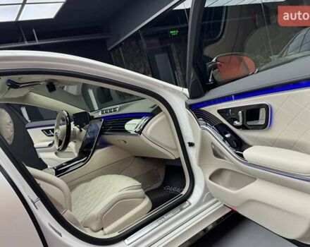 Білий Мерседес С Клас, об'ємом двигуна 3 л та пробігом 2 тис. км за 157700 $, фото 59 на Automoto.ua