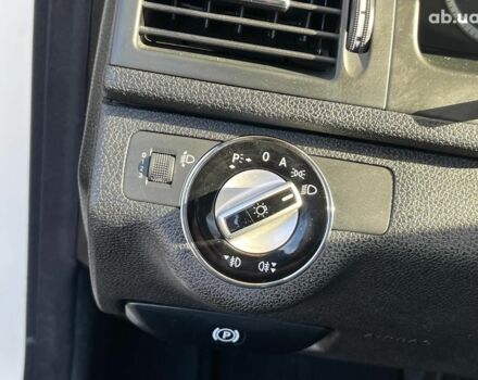 Мерседес С Класс 2010 в Киеве на Automoto.ua Белый Мерседес С Класс, объемом двигателя 2.1 л и пробегом 412 тыс. км за 8990 $, фото 19 на Automoto.ua