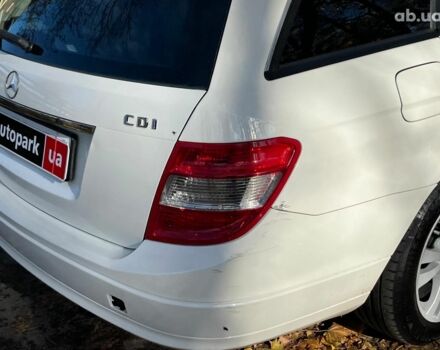 Мерседес С Класс 2010 в Киеве на Automoto.ua Белый Мерседес С Класс, объемом двигателя 2.1 л и пробегом 412 тыс. км за 8990 $, фото 12 на Automoto.ua
