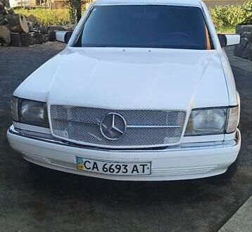 Білий Мерседес С Клас, об'ємом двигуна 3 л та пробігом 350 тис. км за 14000 $, фото 1 на Automoto.ua