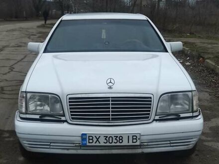 Белый Мерседес С Класс, объемом двигателя 3.2 л и пробегом 308 тыс. км за 4700 $, фото 1 на Automoto.ua