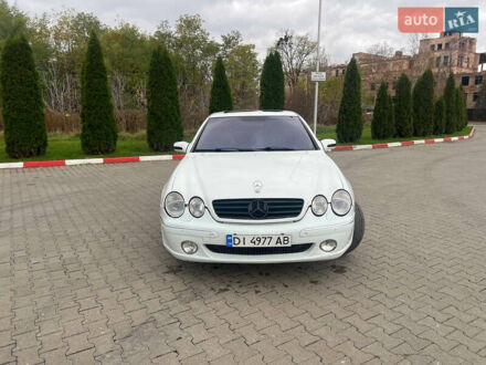Белый Мерседес С Класс, объемом двигателя 3.2 л и пробегом 300 тыс. км за 4900 $, фото 1 на Automoto.ua