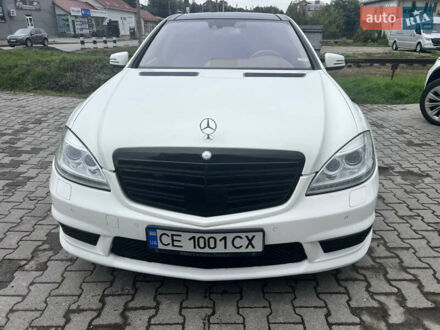Белый Мерседес С Класс, объемом двигателя 5.46 л и пробегом 332 тыс. км за 11300 $, фото 1 на Automoto.ua