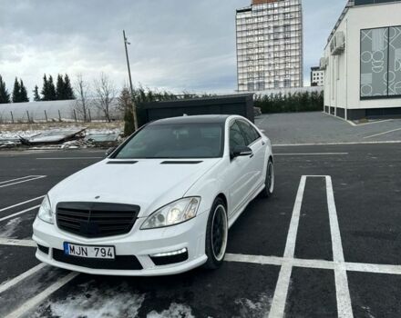 Белый Мерседес С Класс, объемом двигателя 3 л и пробегом 336 тыс. км за 7650 $, фото 1 на Automoto.ua