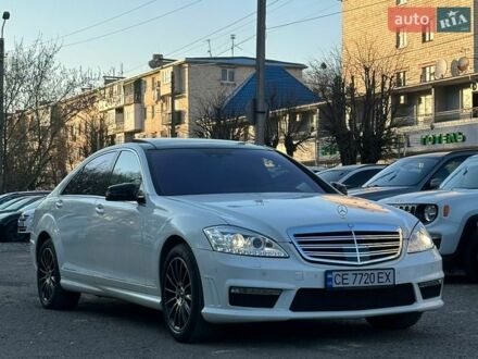 Белый Мерседес С Класс, объемом двигателя 5.5 л и пробегом 195 тыс. км за 12777 $, фото 1 на Automoto.ua